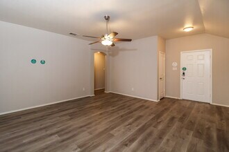 1611 Sorghum Dr in Princeton, TX - Building Photo - Building Photo