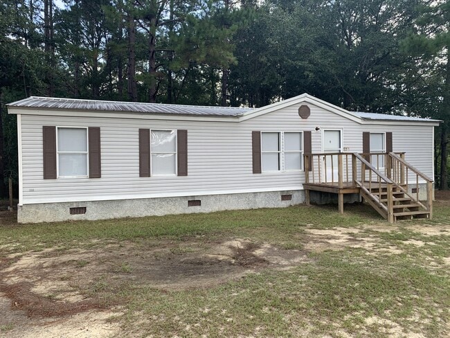 property at 12 Dove Ln