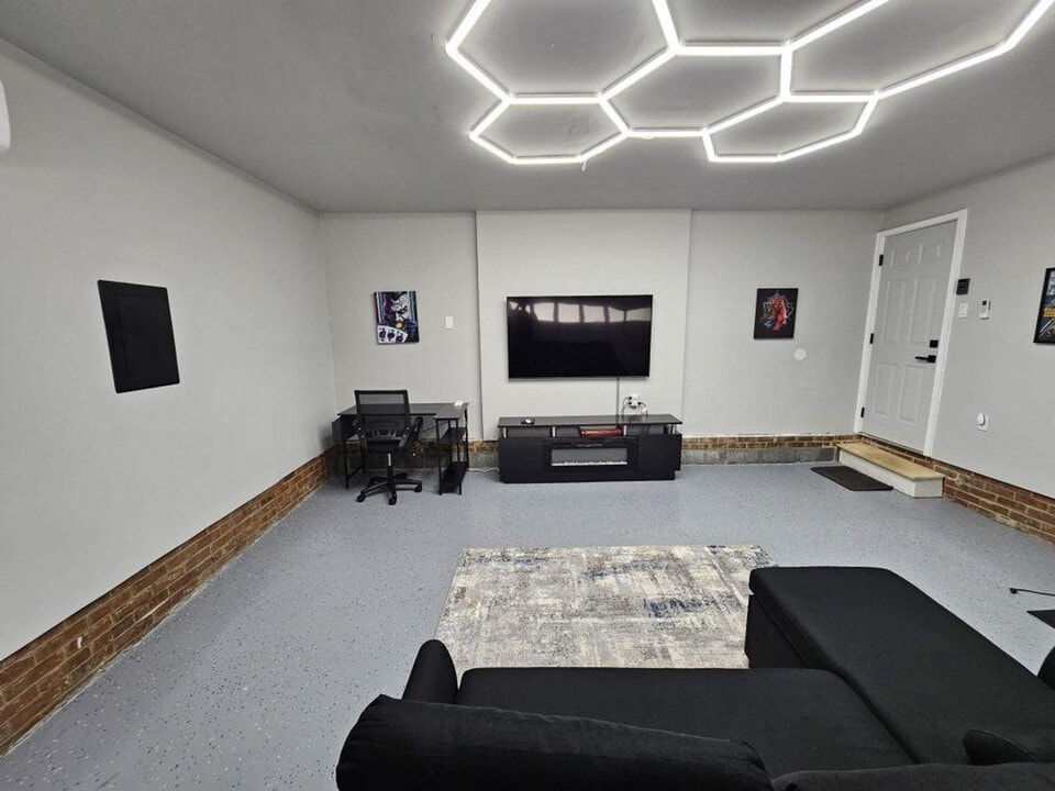 7335 Quail Ridge Dr in Charlotte, NC - Foto de edificio