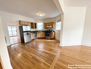 33 Edison Grn, Unit 1 in Boston, MA - Building Photo - Building Photo