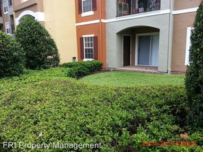 712 Crest Pines Dr-Unit -Unit 317 in Orlando, FL - Building Photo - Building Photo