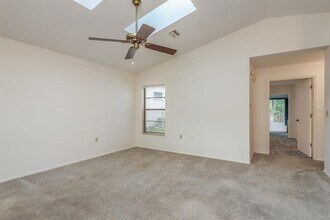 10918 Freemont Dr in New Port Richey, FL - Building Photo - Building Photo