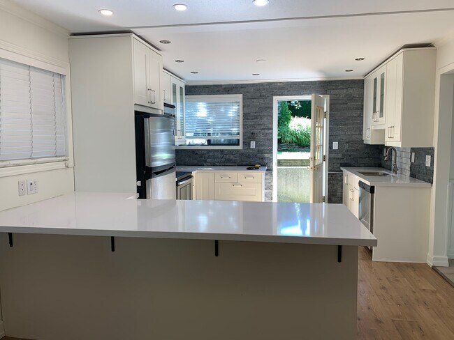 1836-1142 142 St in Surrey, BC - Building Photo - Building Photo