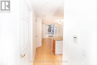 155 Beecroft Rd in Toronto, ON - Building Photo - Building Photo