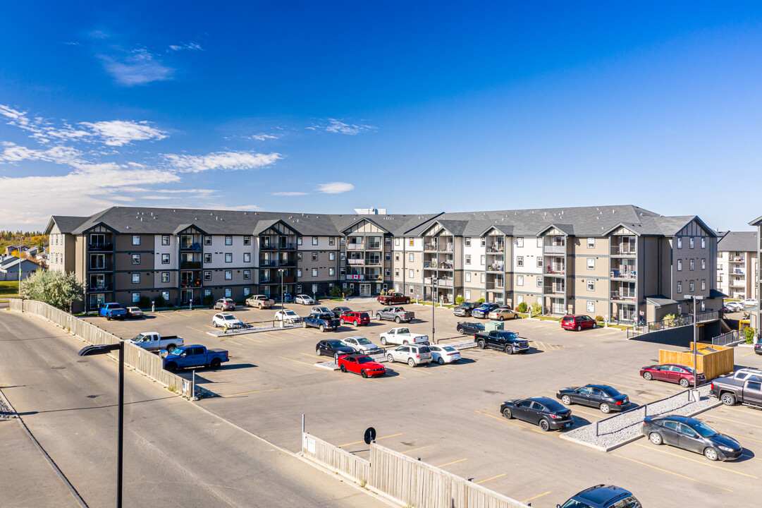 Spruce Heights in Spruce Grove, AB - Building Photo