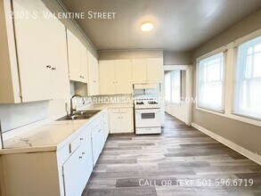 2301 S Valentine St in Little Rock, AR - Building Photo - Building Photo