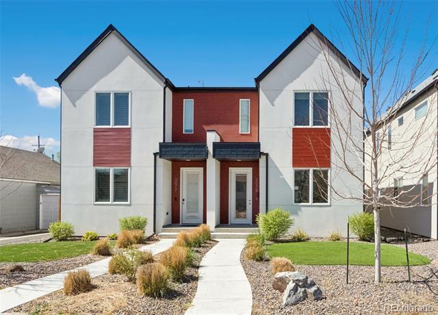 3075 S Delaware St in Englewood, CO - Building Photo - Building Photo