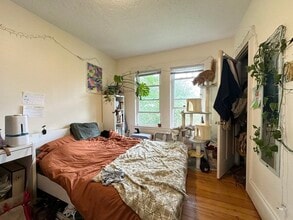 146 Webster Ave, Unit 3 in Cambridge, MA - Building Photo - Building Photo