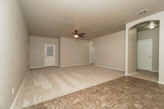 1534 Dancing Wolf in San Antonio, TX - Building Photo - Building Photo