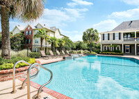 Cypress Lake Apartments in Baton Rouge, LA - Foto de edificio - Building Photo