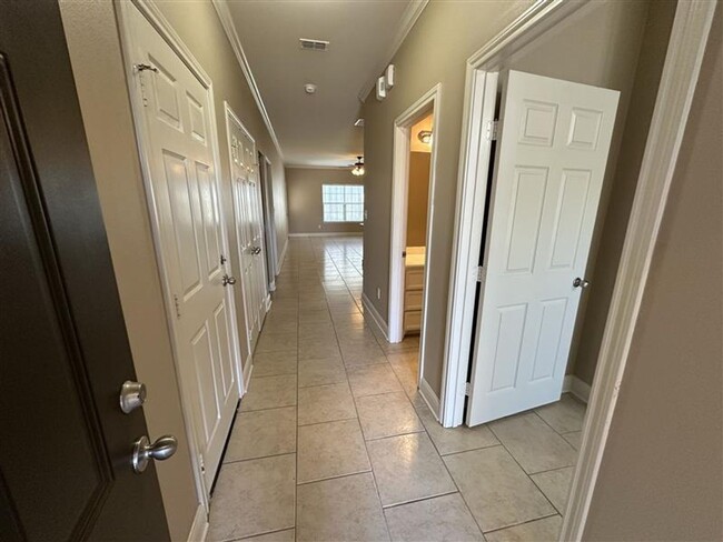 4008 Mobley Cir in Tyler, TX - Building Photo - Building Photo