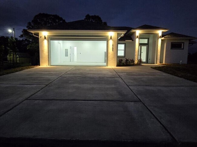 239 Ave Del Centro in Clewiston, FL - Building Photo - Building Photo