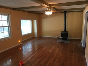 2304 W Lotus St in Wichita, KS - Building Photo - Building Photo