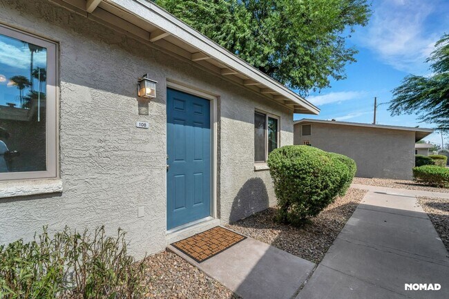 3402 N 32nd St in Phoenix, AZ - Building Photo - Building Photo