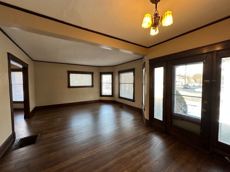 1030 N Church St, Unit 1030 N Church st in Rockford, IL - Foto de edificio