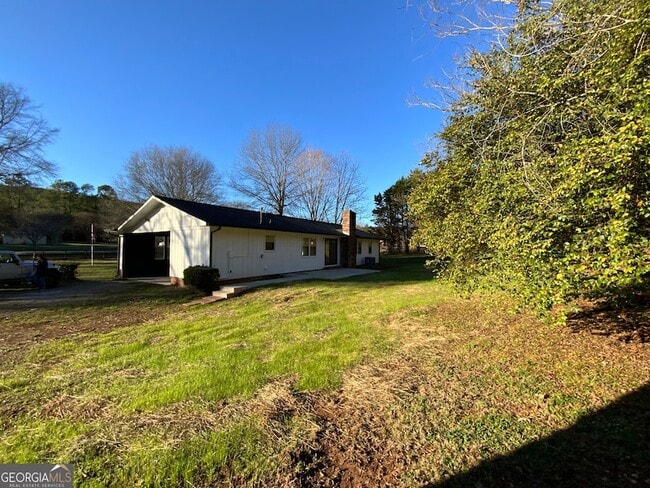 5569 Fosters Mill Rd in Cave Spring, GA - Building Photo - Building Photo