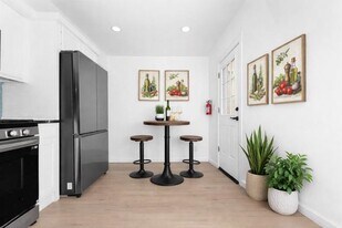 80 Ferry St in Jersey City, NJ - Building Photo