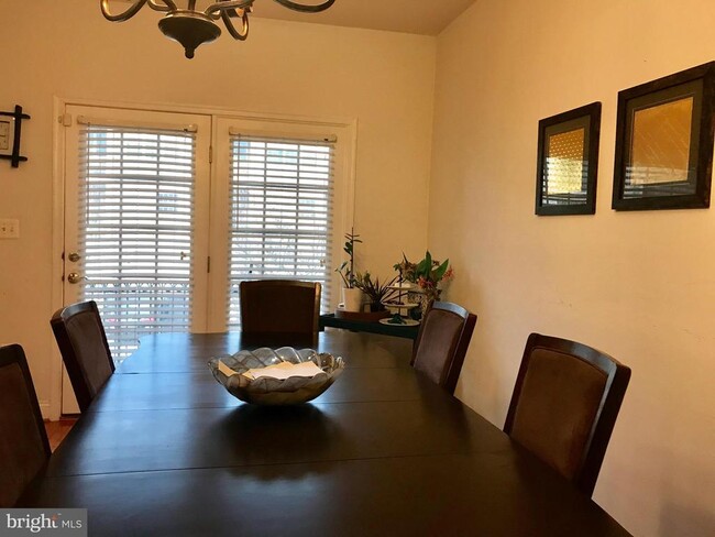 25830 Turlough Terrace in South Riding, VA - Building Photo - Building Photo