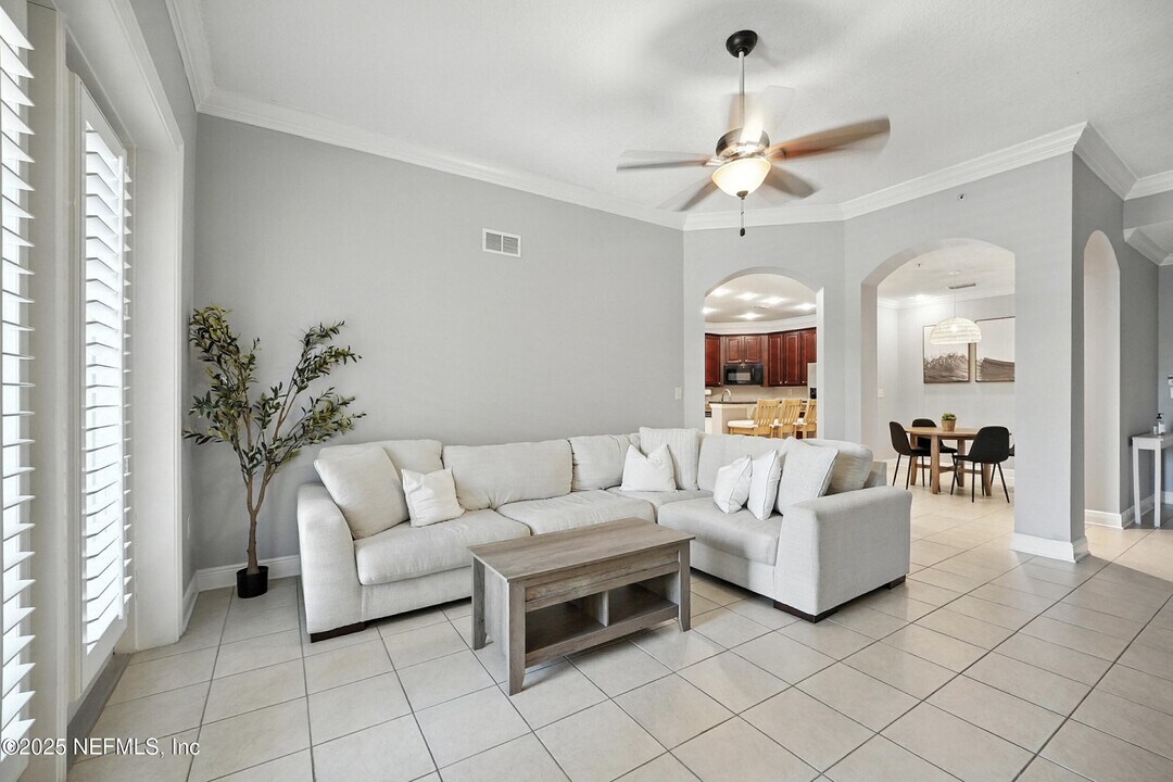 2110 S Beach Pkwy in Jacksonville Beach, FL - Building Photo
