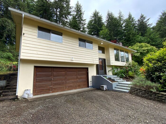 844 Hyak Wy in Fox Island, WA - Building Photo
