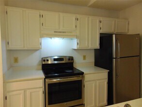 502 Cutty Trail in Lakeway, TX - Building Photo - Building Photo