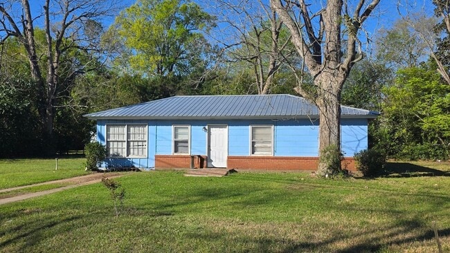 130 Sunset Ln in Albany, GA - Building Photo - Building Photo