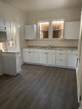 221 Main St in East St. Louis, IL - Building Photo - Building Photo