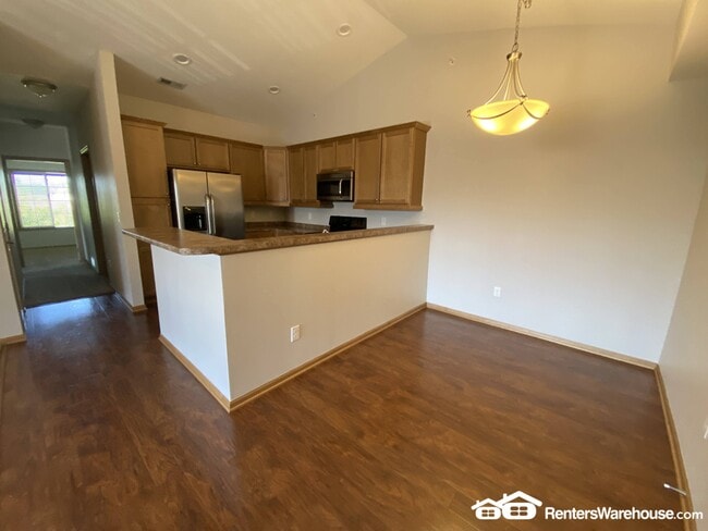 2000 Meadow Ct in Des Moines, IA - Building Photo - Building Photo