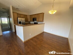 2000 Meadow Ct in Des Moines, IA - Building Photo - Building Photo