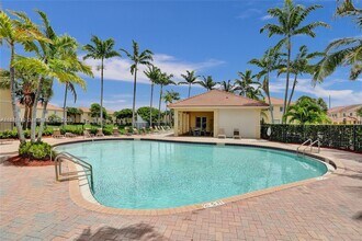 3237 NW 32nd Terrace in Lauderdale Lakes, FL - Building Photo - Building Photo