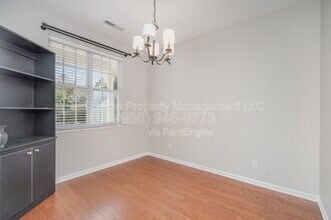 5608 Cactus Valley Rd in Charlotte, NC - Building Photo - Building Photo