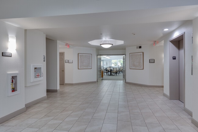 Canyon Run Apartments in Prescott, AZ - Building Photo - Lobby