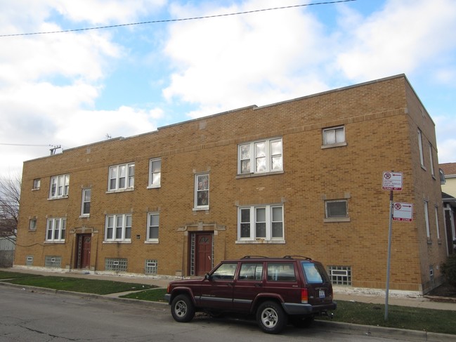 3214-3224 N Linder Ave in Chicago, IL - Building Photo - Building Photo