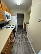 220 Willow Creek Drive in Madisonville, TN - Building Photo - Building Photo
