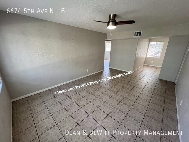 6674 5th Ave N in St. Petersburg, FL - Building Photo - Building Photo