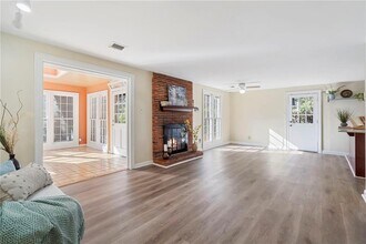 2451 Warwick Cir NE in Atlanta, GA - Building Photo - Building Photo