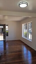 3340 W Imperial Hwy, Unit 3340 in Inglewood, CA - Building Photo - Building Photo