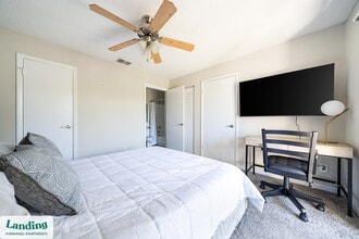 1000 Palm Pl Dr NE, Unit 1434 in Palm Bay, FL - Building Photo - Building Photo