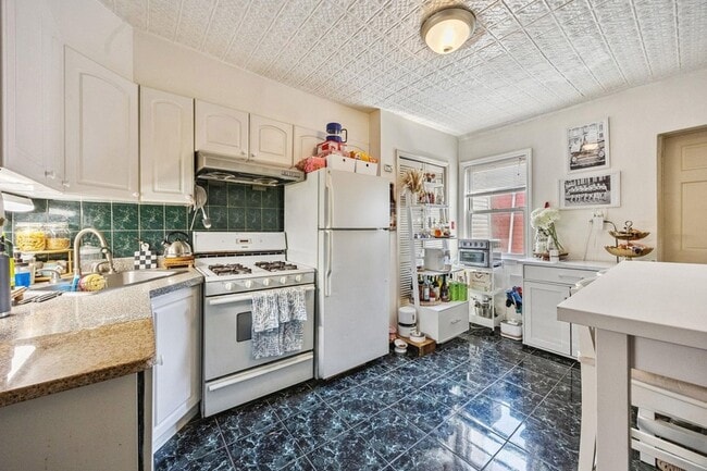 339 Park Ave in Hoboken, NJ - Building Photo - Building Photo