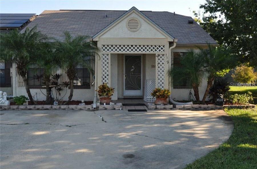 119 Dresdan Ct in Sanford, FL - Building Photo
