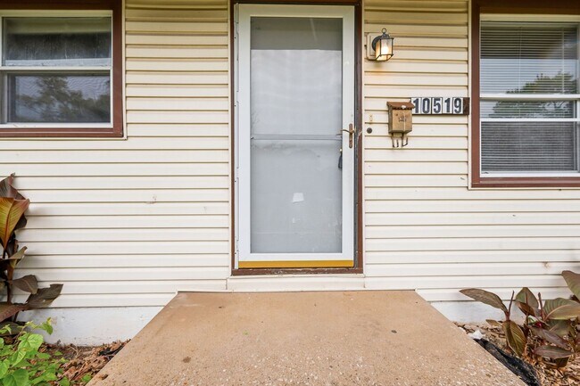 10519 Renfrew Dr in St. Louis, MO - Building Photo - Building Photo