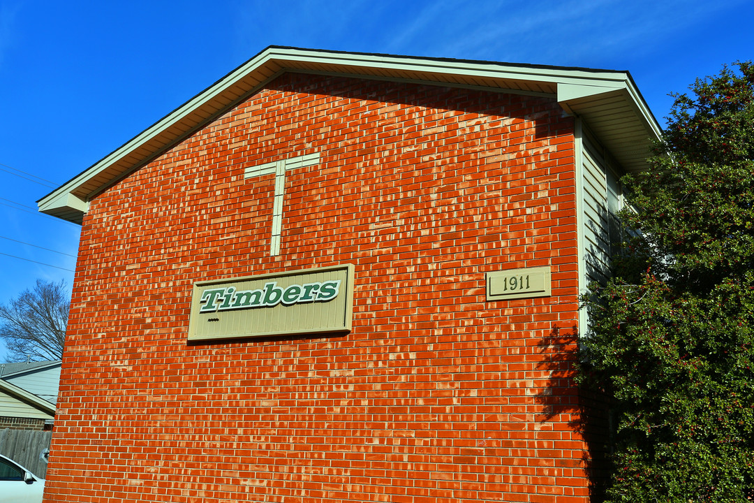 Timbers Apartments in Norman, OK - Building Photo