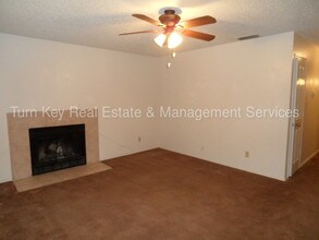 8117 Foxfire Ln-Unit -Unit C in White Settlement, TX - Building Photo - Building Photo