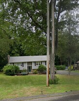 142 Eramo Terrace in Hamden, CT - Building Photo