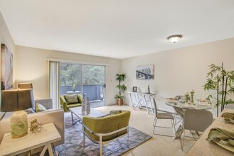 650 Alamo Ct in Mountain View, CA - Building Photo - Building Photo