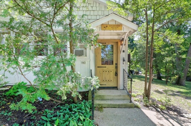 543 Oakwood Trail in Twin Lakes, WI - Building Photo - Building Photo