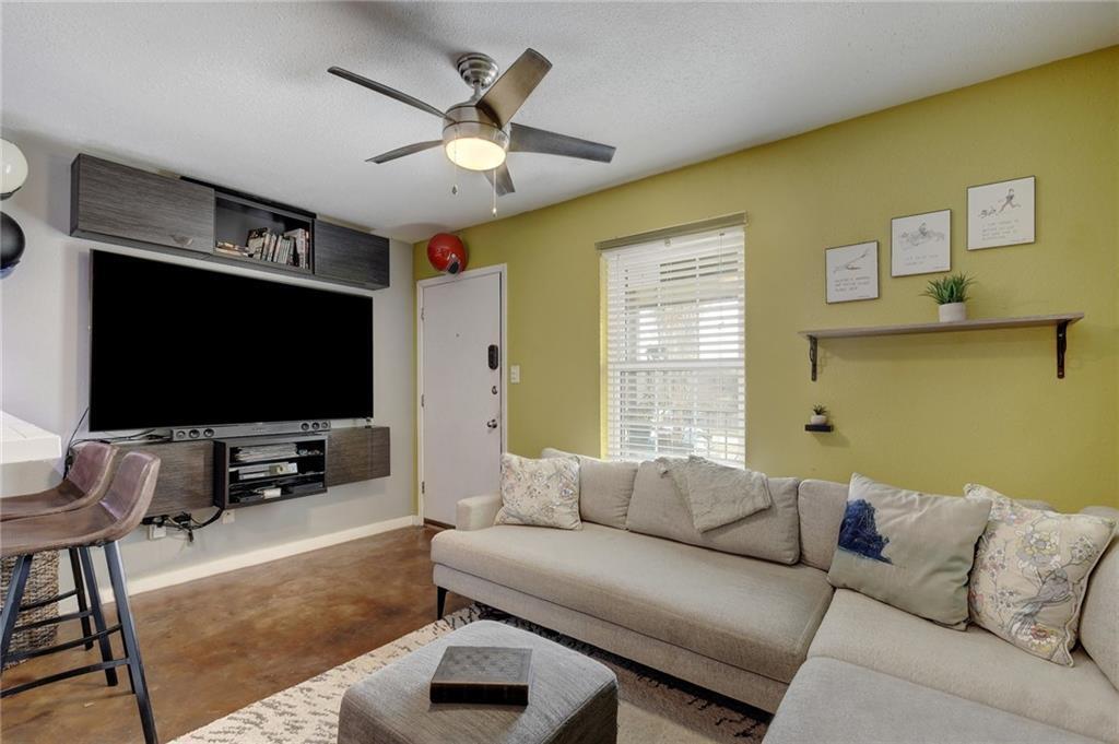 2302 East Side Dr in Austin, TX - Building Photo