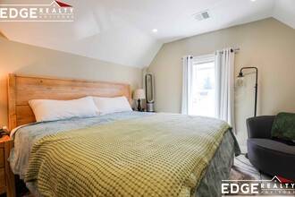 121 Murdock St, Unit 2 in Boston, MA - Foto de edificio - Building Photo
