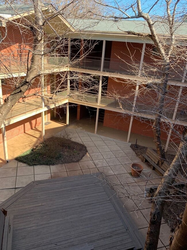 250 Little St in Athens, GA - Building Photo - Building Photo