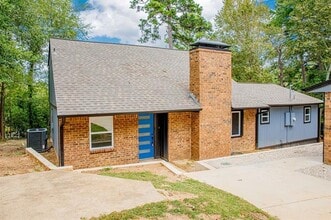 309 Rosewood Dr in Lindale, TX - Building Photo - Building Photo